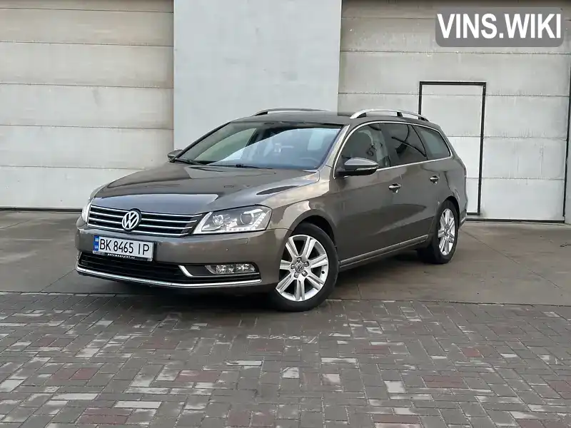 Універсал Volkswagen Passat 2011 2 л. Автомат обл. Рівненська, Сарни - Фото 1/21