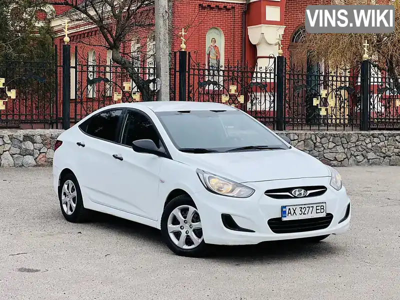 Седан Hyundai Accent 2013 1.4 л. Автомат обл. Харьковская, Харьков - Фото 1/21